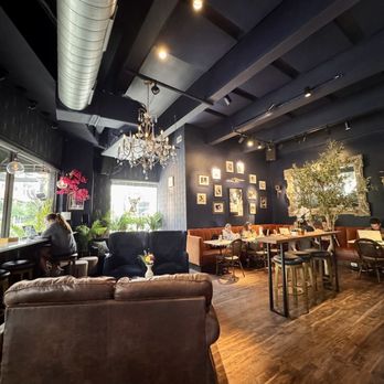Kiki's Coffee & Spirits - Indoor seating (limited) - Coffee & Tea Near Me - San Antonio, Texas Kiki's Coffee & Spirits - Indoor seating (limited) - Coffee & Tea Near Me - San Antonio, Texas