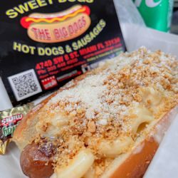 Sweet Dogs - The Mac Dog