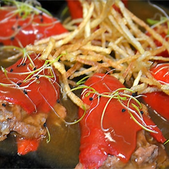 Aránzazu - Piquillos rellenos de Rabo de Toro - Tapas Bars Near Me - Madrid, M Aránzazu - Piquillos rellenos de Rabo de Toro - Tapas Bars Near Me - Madrid, M