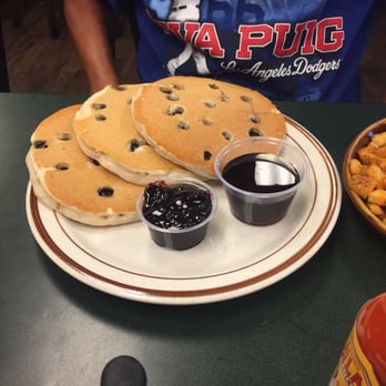 Egg Works - Blueberry pancakes - American Near Me - Henderson, Nevada