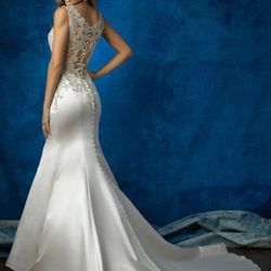 Brides on a Dime