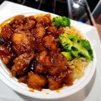 D & Y Kitchen - General TSO Chicken (lunch special) - Thai Near Me - Hewlett, New York