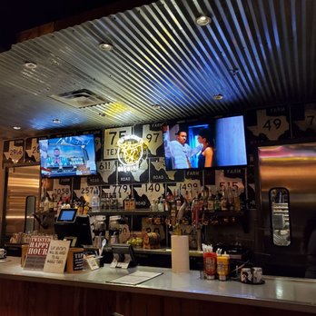 Twisted Root Burger - Bar - Burgers Near Me - Coppell, Texas