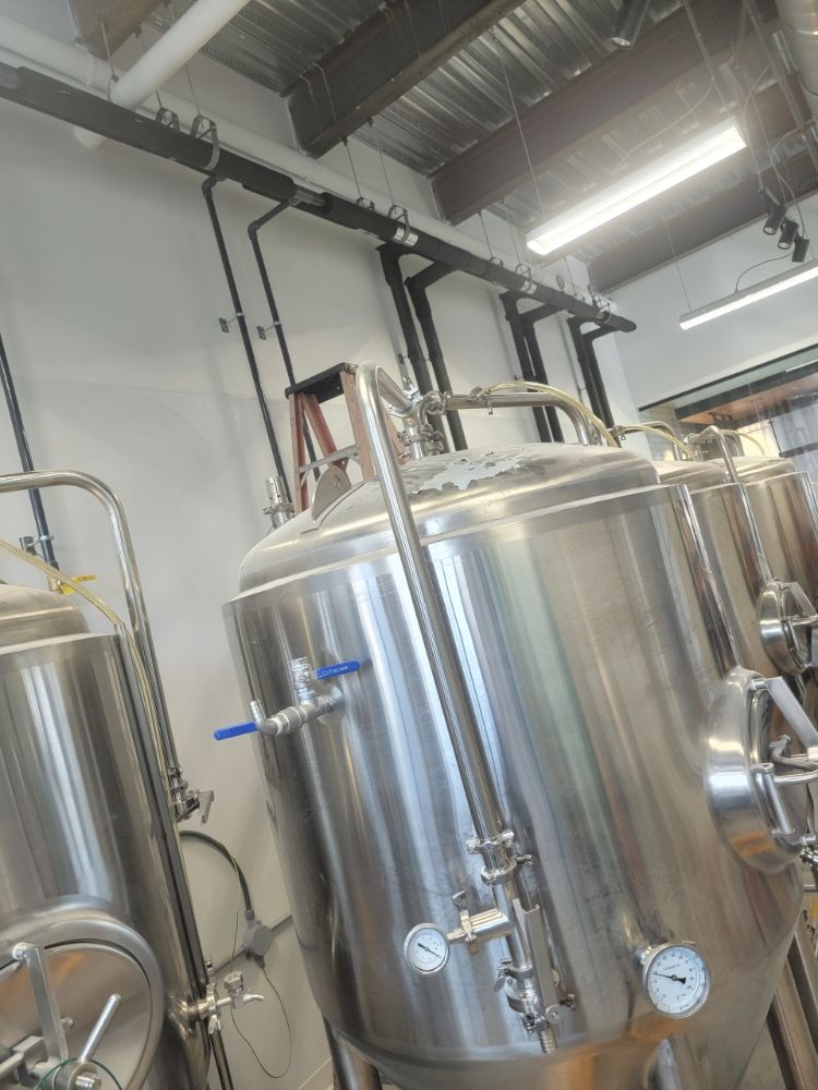 Slide of Lee and Son's Plumbing