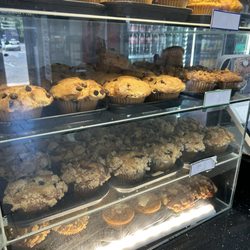 H&E Bagel Cafe - Muffins!