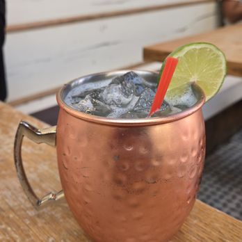 Sisters - Mocktail - Music Venues Near Me - Brooklyn, New York