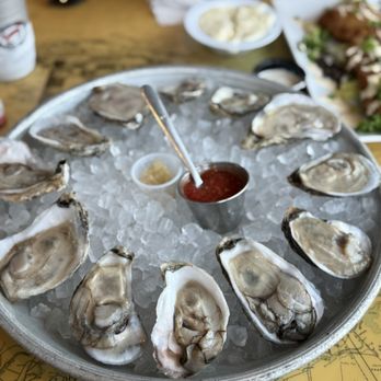 Shem Creek Crab House - Oysters - Seafood Near Me - Mount Pleasant, South Carolina Shem Creek Crab House - Oysters - Seafood Near Me - Mount Pleasant, South Carolina