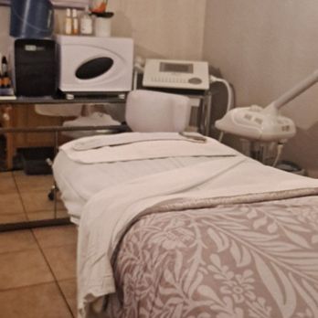 Skin Spa - Room for facials, cozy sanitized. - Day Spas Near Me - Riverside, California Skin Spa - Room for facials, cozy sanitized. - Day Spas Near Me - Riverside, California
