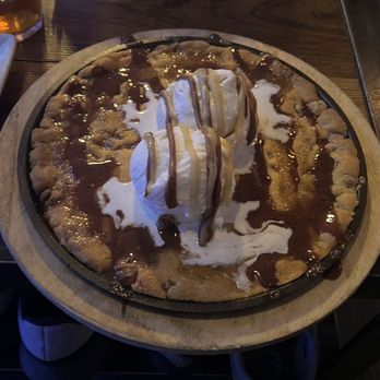 Mavrix - PIZOOKIE - Bowling Near Me - Scottsdale, Arizona