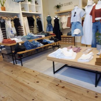 Madewell - Accessories Near Me - Summerlin, Nevada Madewell - Accessories Near Me - Summerlin, Nevada