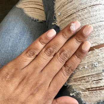 Gloss Nails & Beauty Bar - Nail Salons Near Me - Atlanta, Georgia