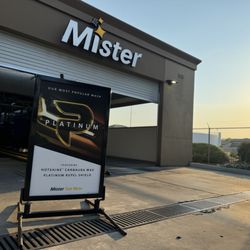 Mister car wash tunnel bay