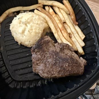 Ruby Tuesday - 6 ounce sirloin, 1/4 a cup of mashed potatoes and soggy fries. - American Near Me - Clinton, Maryland