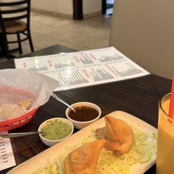 Saffron Indian Bistro - Vegetable samosa