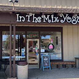 Front of yogurt shop Front of yogurt shop