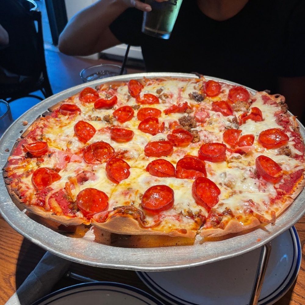 Eno's Pizza Tavern - 14" Regular Pig Smiley - Pizza Near Me - Coppell, Texas Eno's Pizza Tavern - 14" Regular Pig Smiley - Pizza Near Me - Coppell, Texas