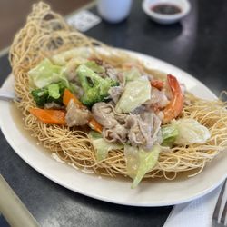 TL Noodle House - combination crispy fried noodles