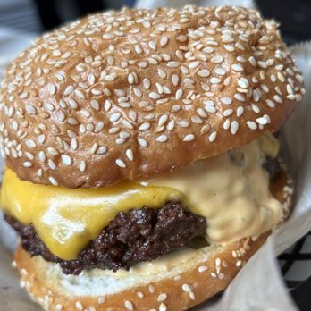Amboy - DH Burger - Steakhouses Near Me - Los Angeles, California Amboy - DH Burger - Steakhouses Near Me - Los Angeles, California