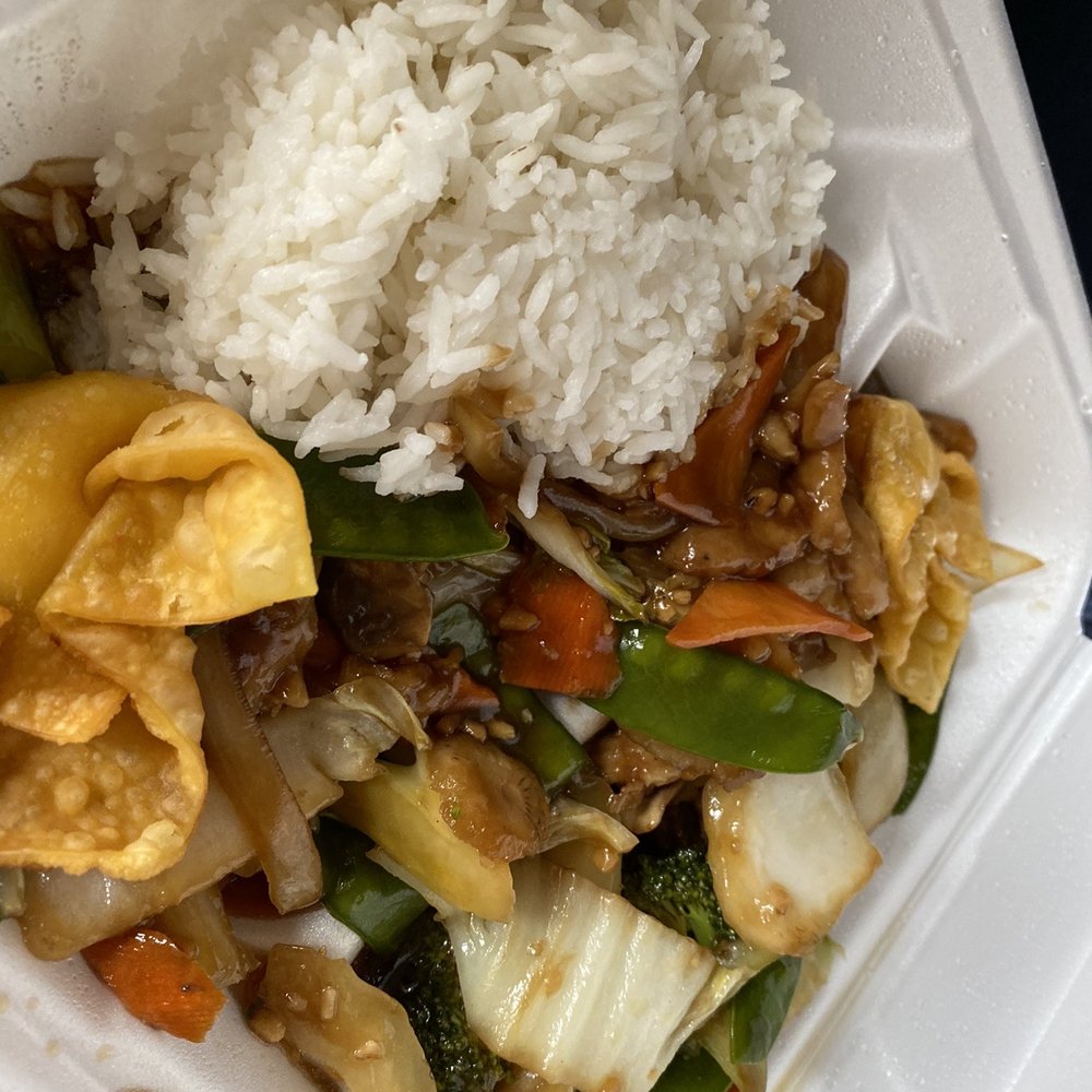Lucky Star - Chicken Vegetable - Chinese Near Me - North Bend, Oregon