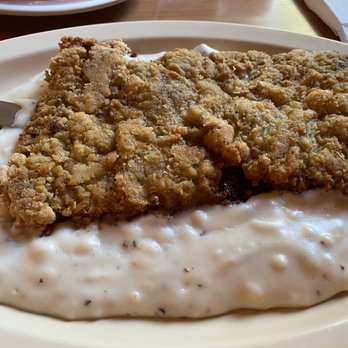 Cope's Knotty Pine Cafe - Chicken Fried Steak with Gravy - Breakfast & Brunch Near Me - Bakersfield, California