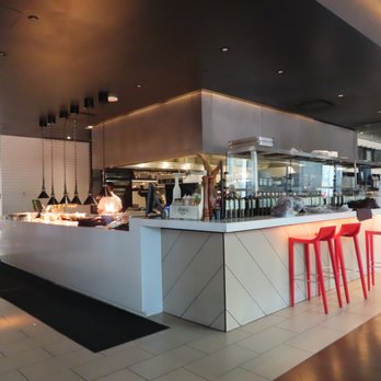 SOCO Kitchen + Bar - inside - Bars Near Me - Toronto, Ontario