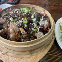 Steamed Pork Trotter