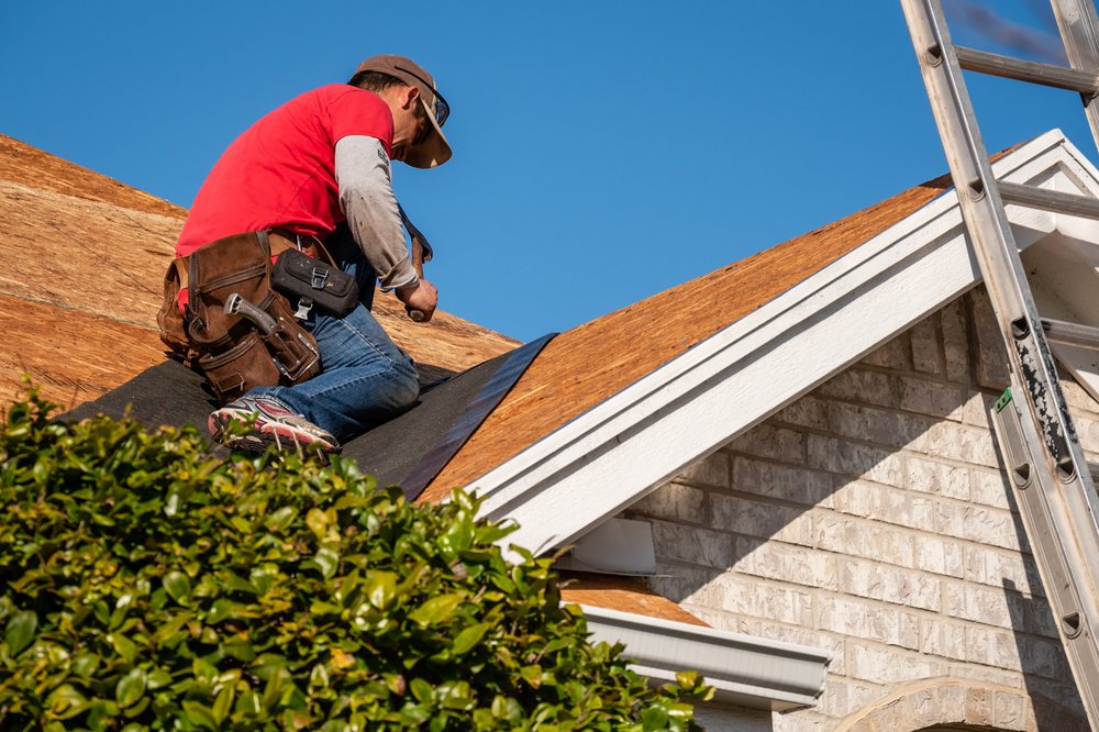 Slide of Thunderstruck Roofing & Const.