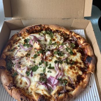 Sorrento Italian Kitchen - BBQ Chicken Pizza - Pizza Near Me - Long Beach, California Sorrento Italian Kitchen - BBQ Chicken Pizza - Pizza Near Me - Long Beach, California