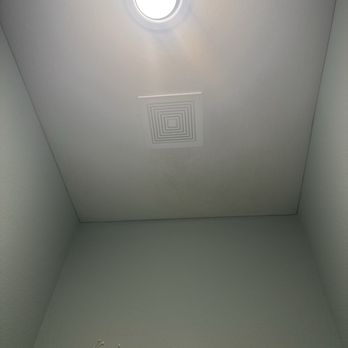 Reign Roofing - Roof leak and Sheetrock fixed. - Roofing Near Me - Sugar Land, Texas Reign Roofing - Roof leak and Sheetrock fixed. - Roofing Near Me - Sugar Land, Texas