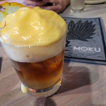 Moku Kitchen - Cocktail Bars Near Me - Honolulu, Hawaii