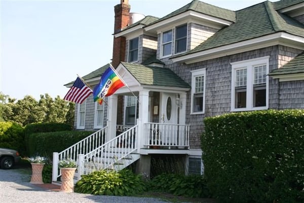 The Inn Spot by null