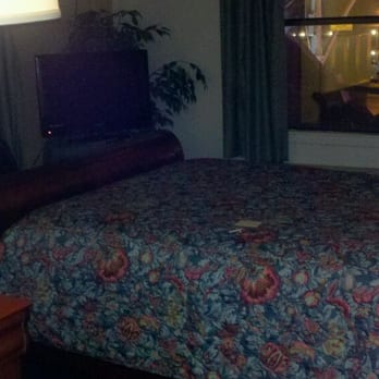 Hotel Nevada & Gambling Hall - Standard room - Hotels Near Me - Ely, Nevada Hotel Nevada & Gambling Hall - Standard room - Hotels Near Me - Ely, Nevada