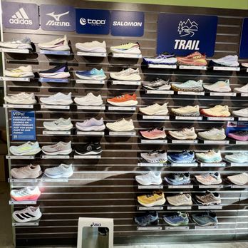 Road Runner Sports - Sports Wear Near Me - Costa Mesa, California Road Runner Sports - Sports Wear Near Me - Costa Mesa, California
