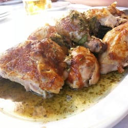 Freiduria Y Asador De Pollos El Palmar - _pollo asado...