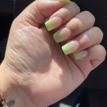 Top Nails - Green ombré - Nail Salons Near Me - Fall River, Massachusetts