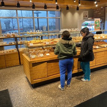 Tous Les Jours - Bakeries Near Me - Glenview, Illinois
