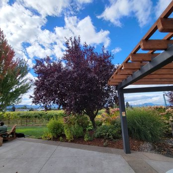 Mt Hood Winery - Wineries Near Me - Hood River, Oregon Mt Hood Winery - Wineries Near Me - Hood River, Oregon