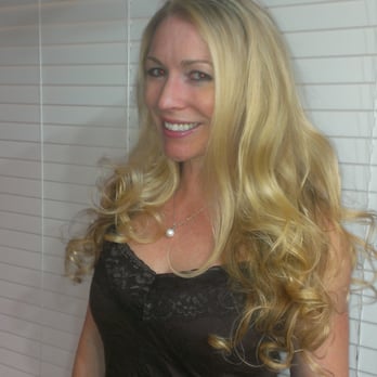 The Salon - My hair was breaking off at my chin when Daonne started coloring and teaching me to grow my hair. - Hair Stylists Near Me - Reno, Nevada The Salon - My hair was breaking off at my chin when Daonne started coloring and teaching me to grow my hair. - Hair Stylists Near Me - Reno, Nevada