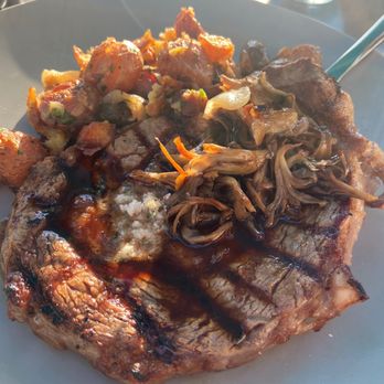 Limewood Bar & Restaurant - Steak - New American Near Me - Berkeley, California