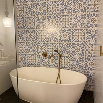Kimpton Gray Hotel - King spa tub - Venues & Event Spaces Near Me - Chicago, Illinois