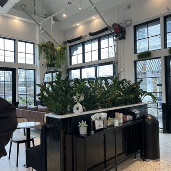 Gregorys Coffee - Coffee & Tea Near Me - Darien, Connecticut