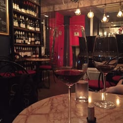 Les Pucelles - Nice cozy wine bar of vintage French style. I'm loving it!