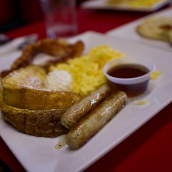 D'licious Caffe - Moana Breakfast - Waffles Near Me - Reno, Nevada