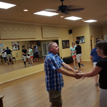 Country Bootleggers Dance Studio - Beginner East Coast Swing Group Class - Performing Arts Near Me - Yorktown, Virginia