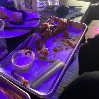 Pour Behavior - We tore the wings up! Very tasty! - New American Near Me - Houston, Texas Pour Behavior - We tore the wings up! Very tasty! - New American Near Me - Houston, Texas