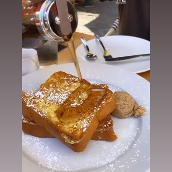 Corner Cafe - Breakfast & Brunch Near Me - Newport, Rhode Island