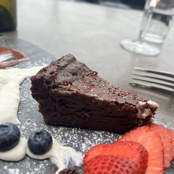 Solterra Winery & Kitchen - Flourless chocolate cake - Wine Bars Near Me - Encinitas, California