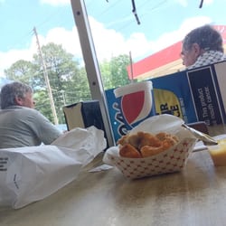 Kirkland's Citgo - Chicken fingers and potato wedges with a sweet sight of old folks having lunch together.
