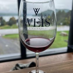 Weis Vineyards
