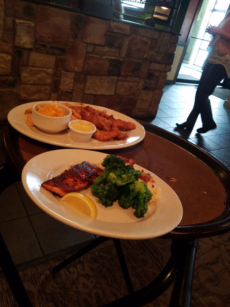 O’CHARLEY’S RESTAURANT & BAR 27 Photos & 44 Reviews 616 Ring Rd